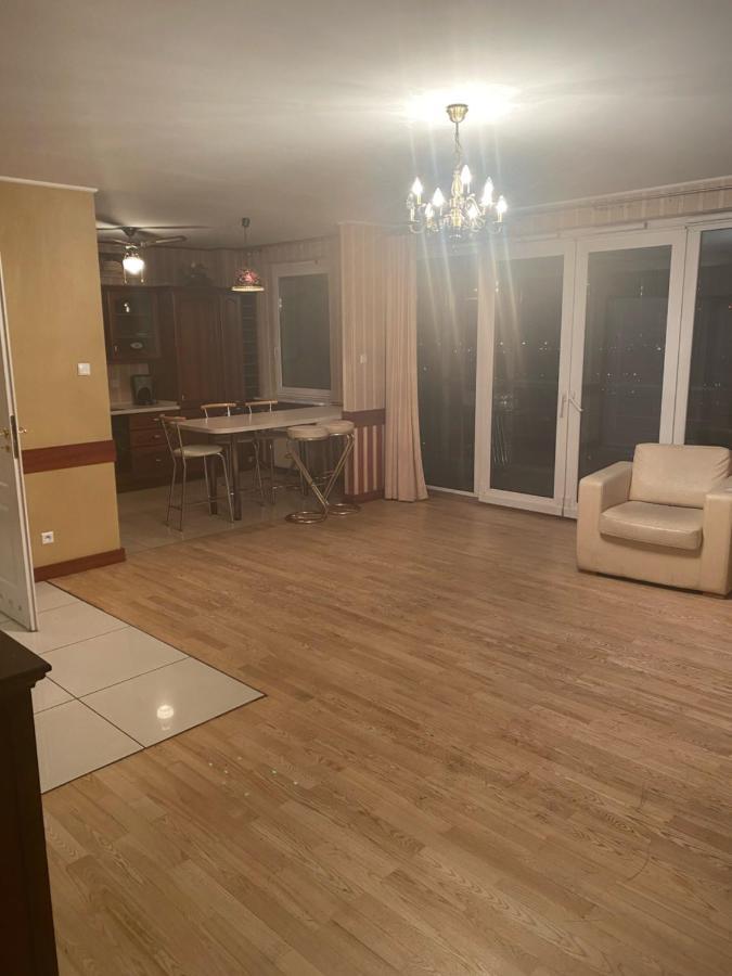 Babka Wiezowiec Noclegi Warschau Exterior foto